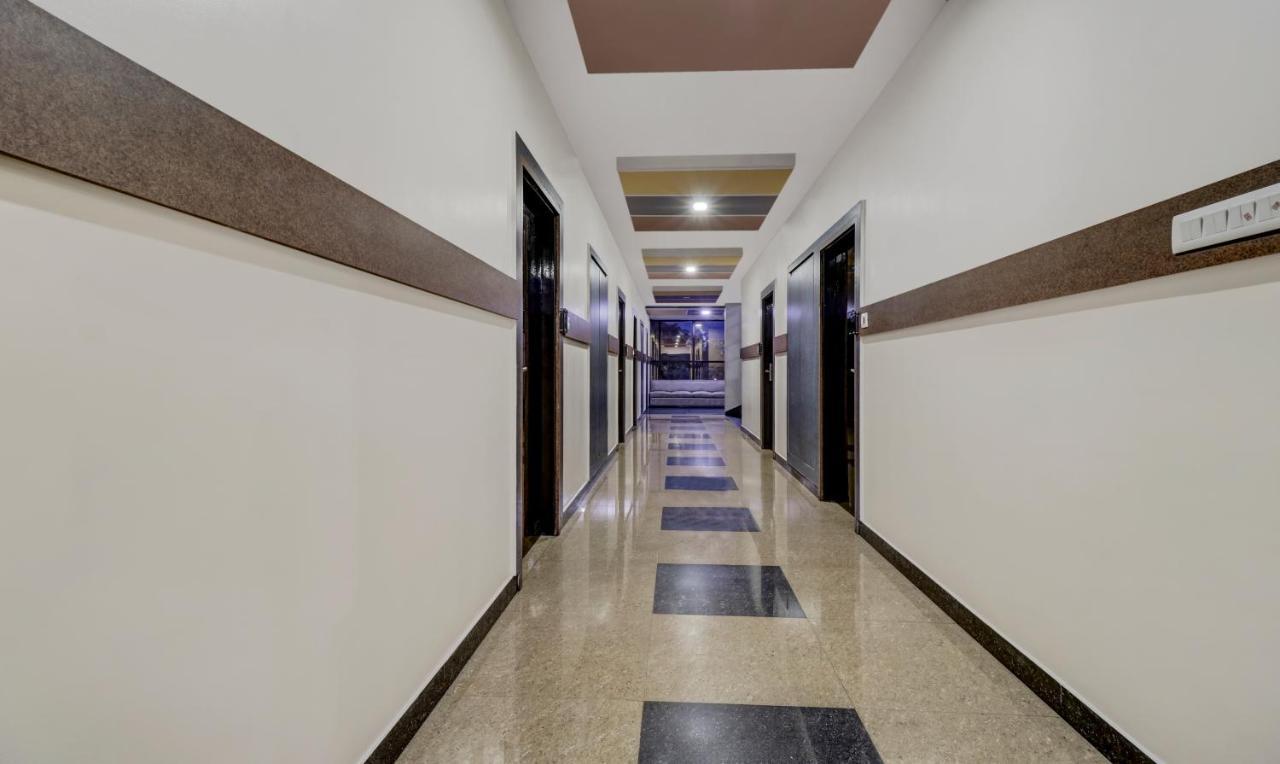 Treebo Sahara Suites 750 M From St Johns Medical College And Hospital Bangalore Exteriör bild